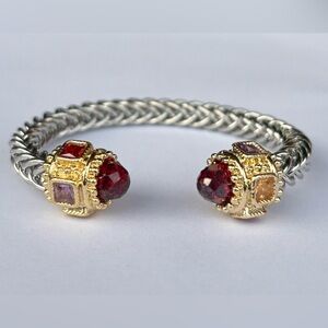 Elegant Gold and Silver Gemstone Bracelet